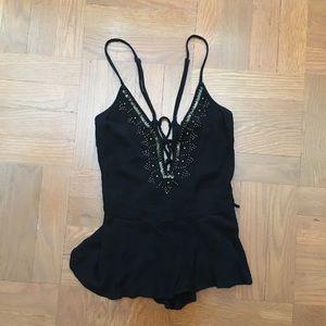 🚫SOLD🚫 Beaded blouse